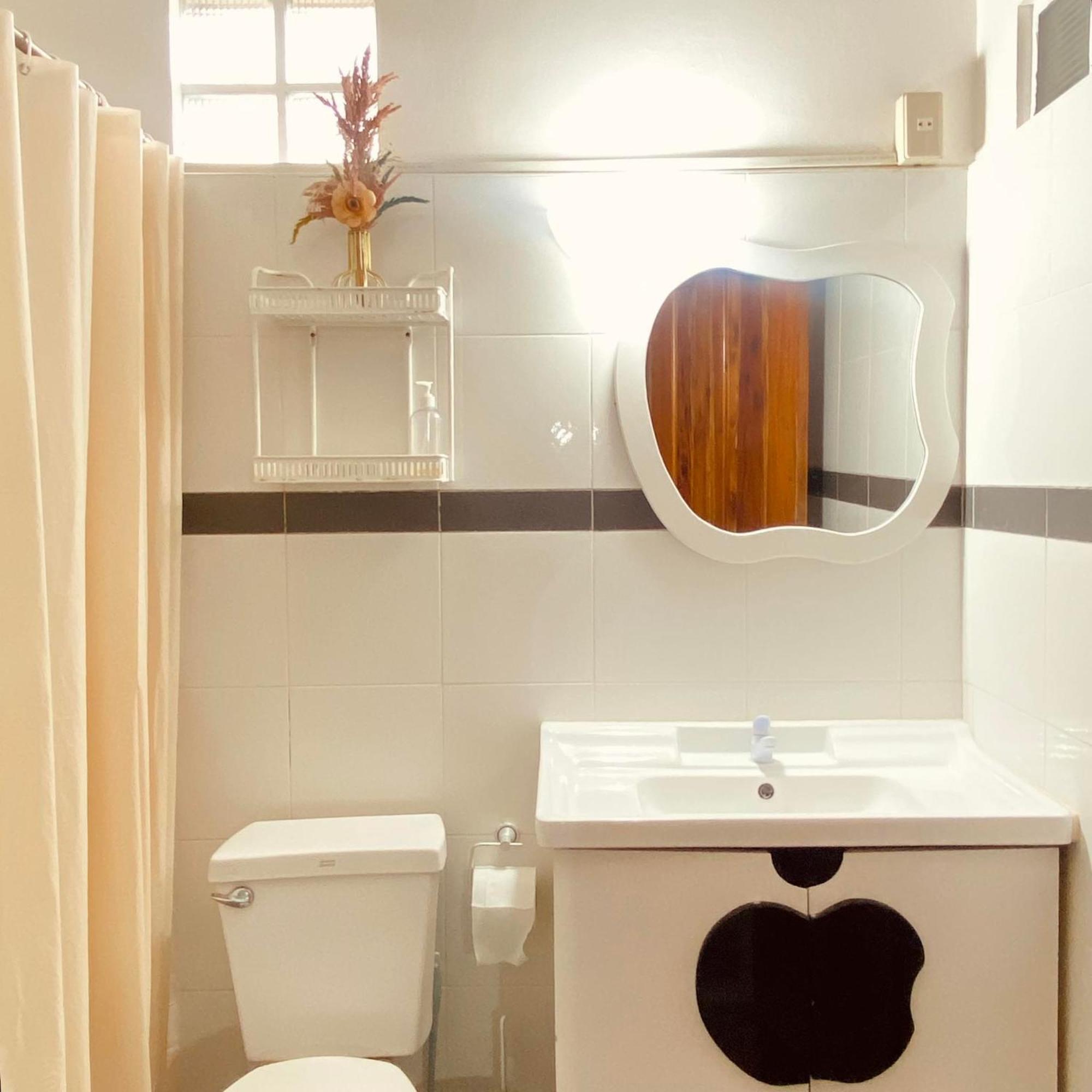 Abihon Hoferhaus Mactan Guesthouse Lapu-Lapu City Eksteriør billede