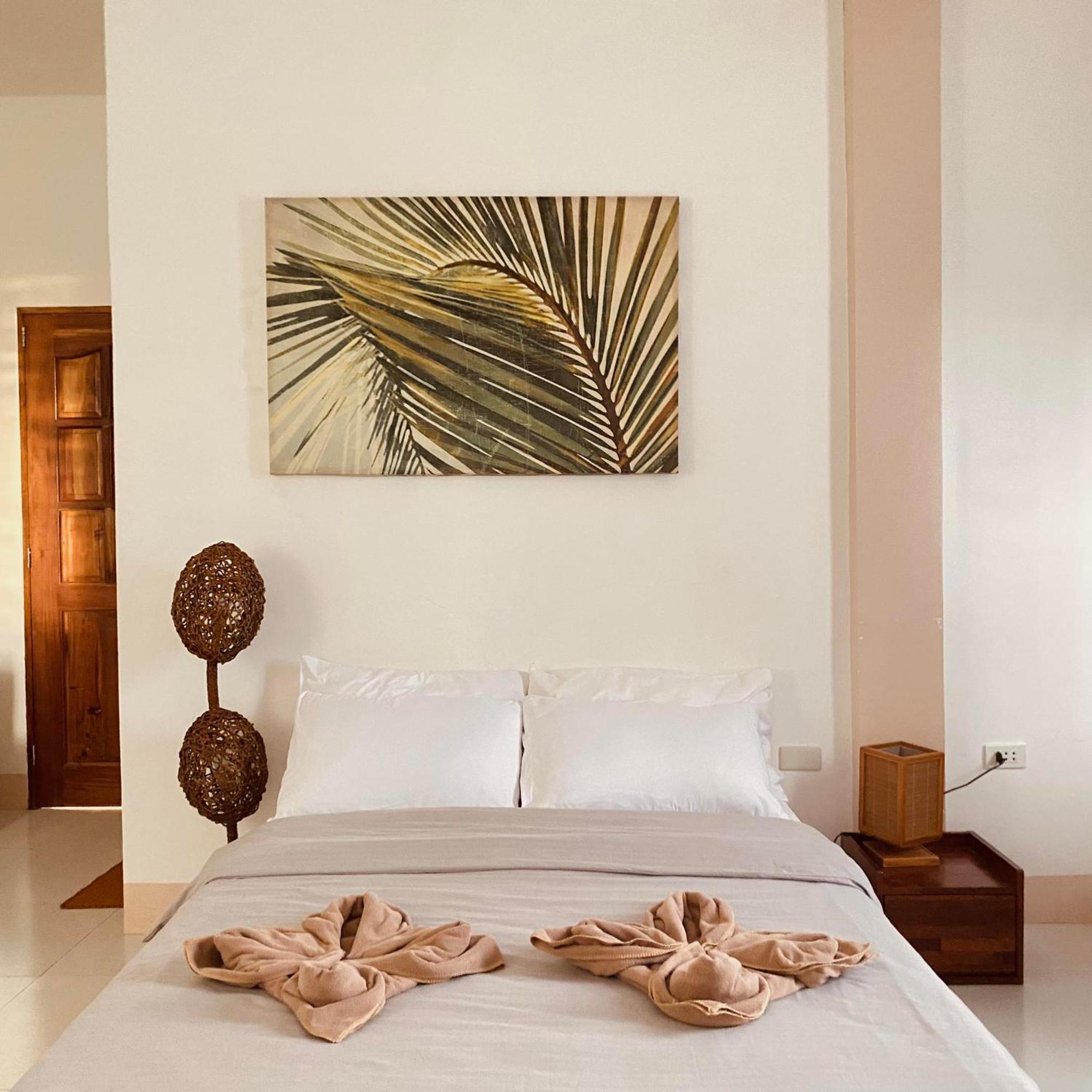 Abihon Hoferhaus Mactan Guesthouse Lapu-Lapu City Eksteriør billede